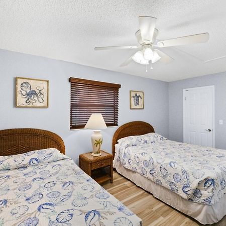 201 Sandy Shores Condos St. Pete Beach Exterior photo