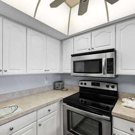 201 Sandy Shores Condos St. Pete Beach Exterior photo