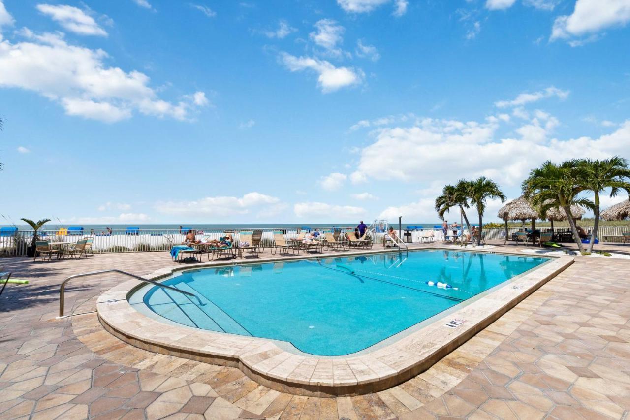 201 Sandy Shores Condos St. Pete Beach Exterior photo