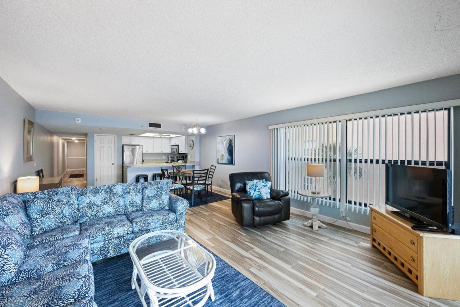 201 Sandy Shores Condos St. Pete Beach Exterior photo
